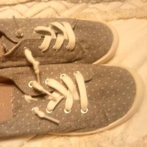 New Madden Girls Chambray polka dot Sneaker